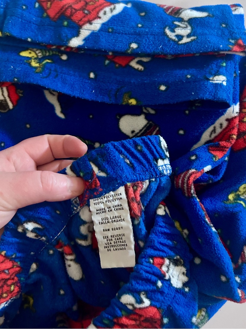 Peanuts Men's LG βπππ βπΎπ π°π
' Snoopy Holiday Long Sleeve Pajama Set - Picture 10 of 10